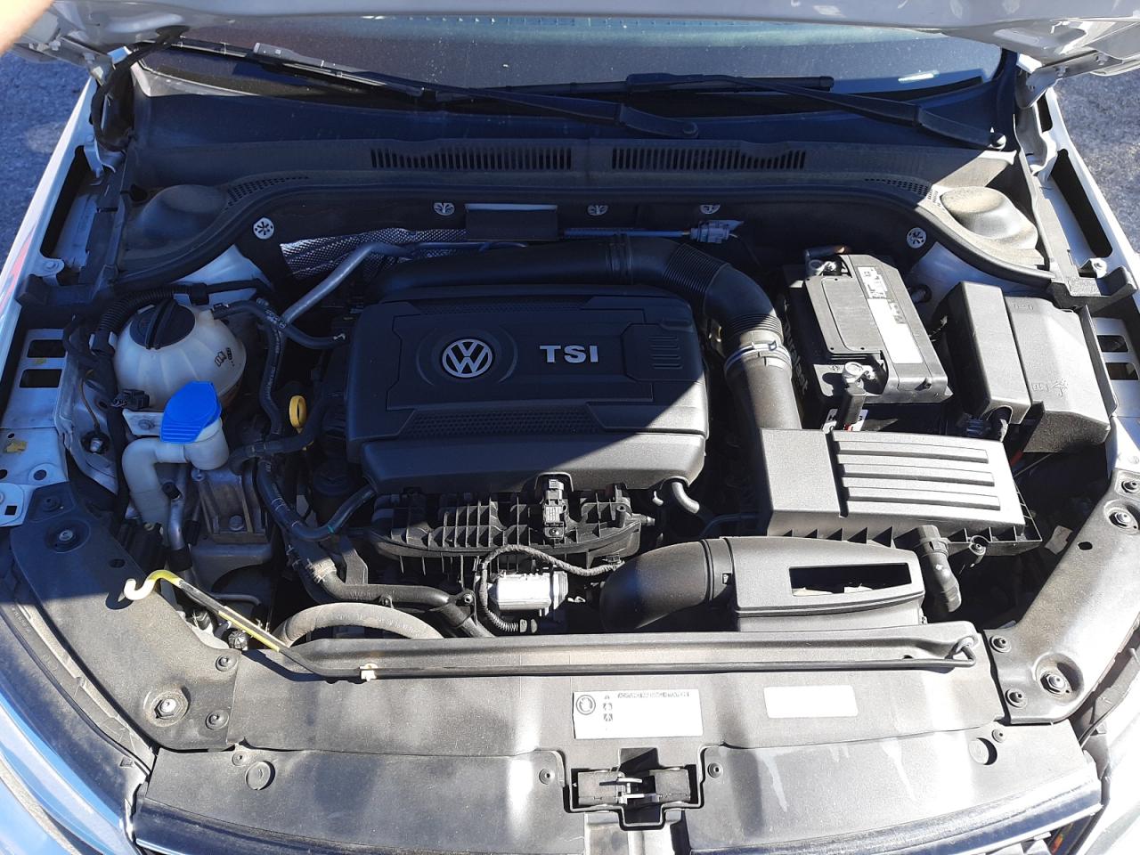 3VW5T7AJ7HM234655 2017 Volkswagen Jetta Gli