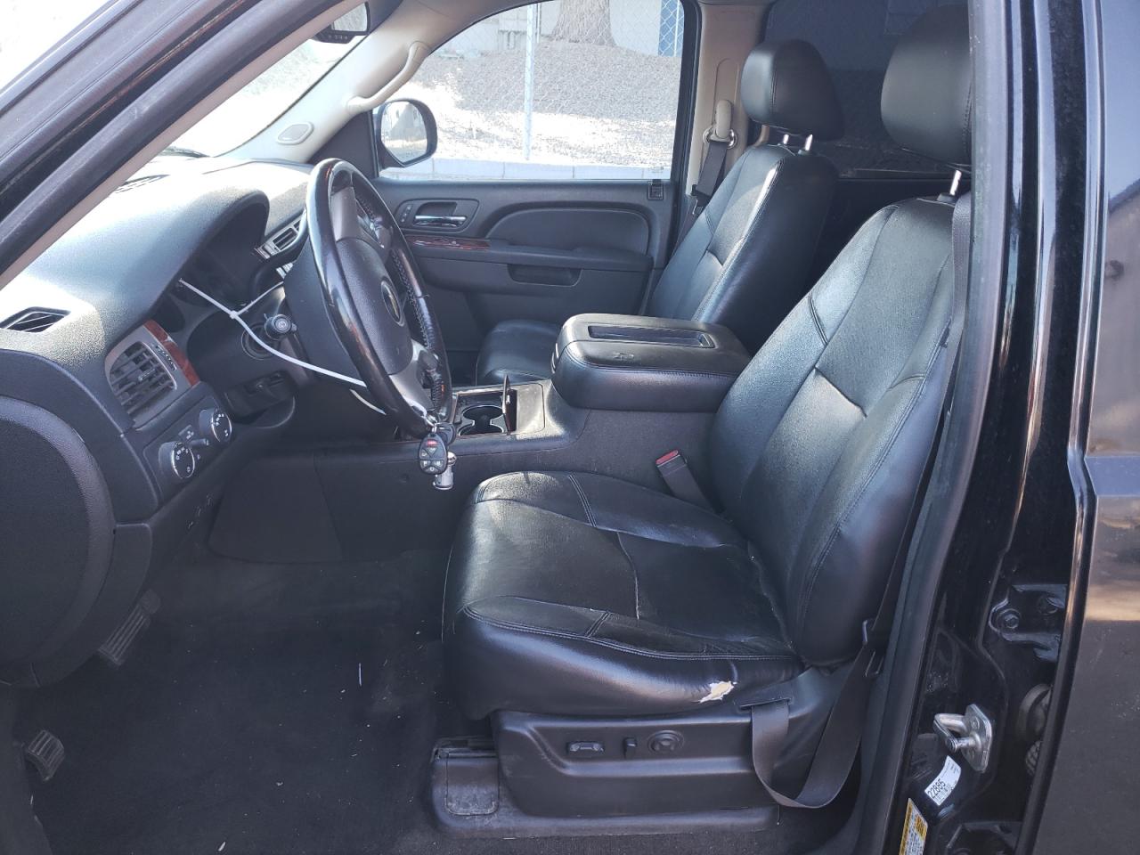 1GNSKCE01CR251100 2012 Chevrolet Tahoe K1500 Ltz