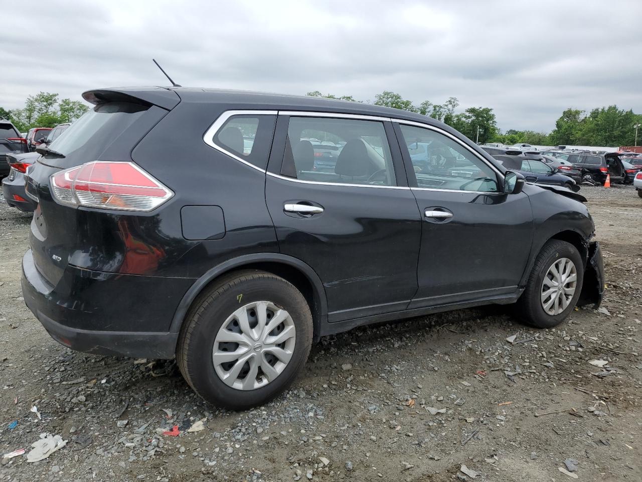 KNMAT2MV8FP516572 2015 Nissan Rogue S