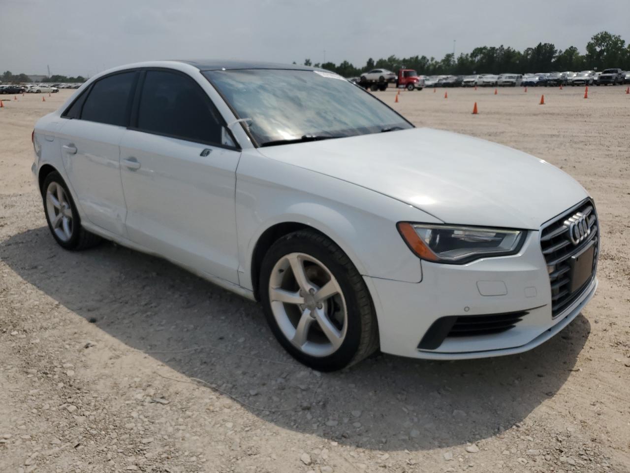 2016 Audi A3 Premium vin: WAUA7GFF0G1018309