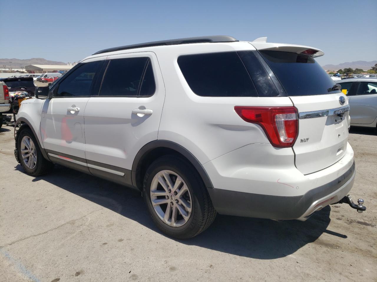 1FM5K7DH5HGB04068 2017 Ford Explorer Xlt