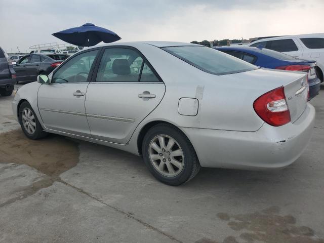 2002 Toyota Camry Le VIN: 4T1BF30K22U529693 Lot: 55311394