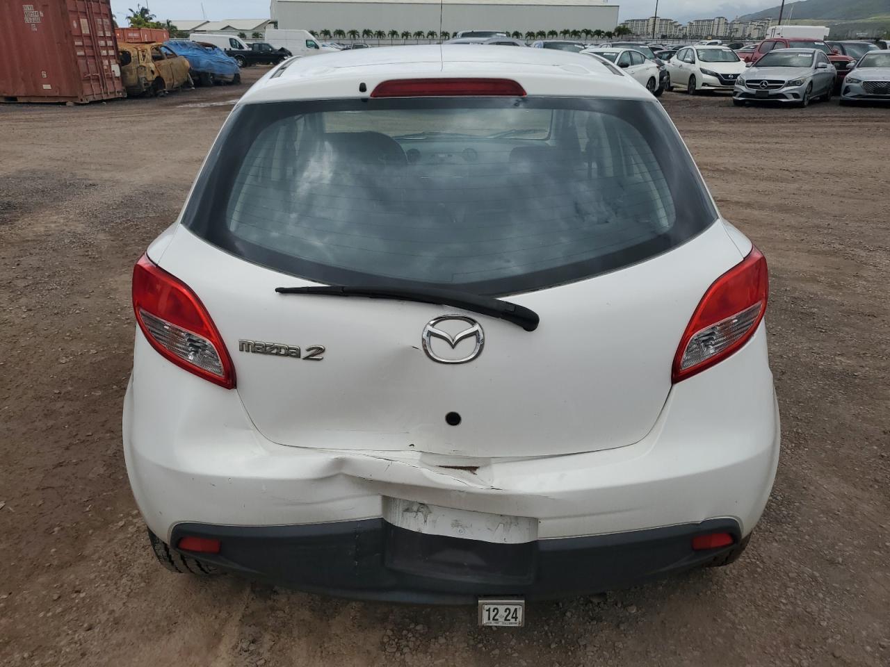 JM1DE1HY3B0103905 2011 Mazda Mazda2