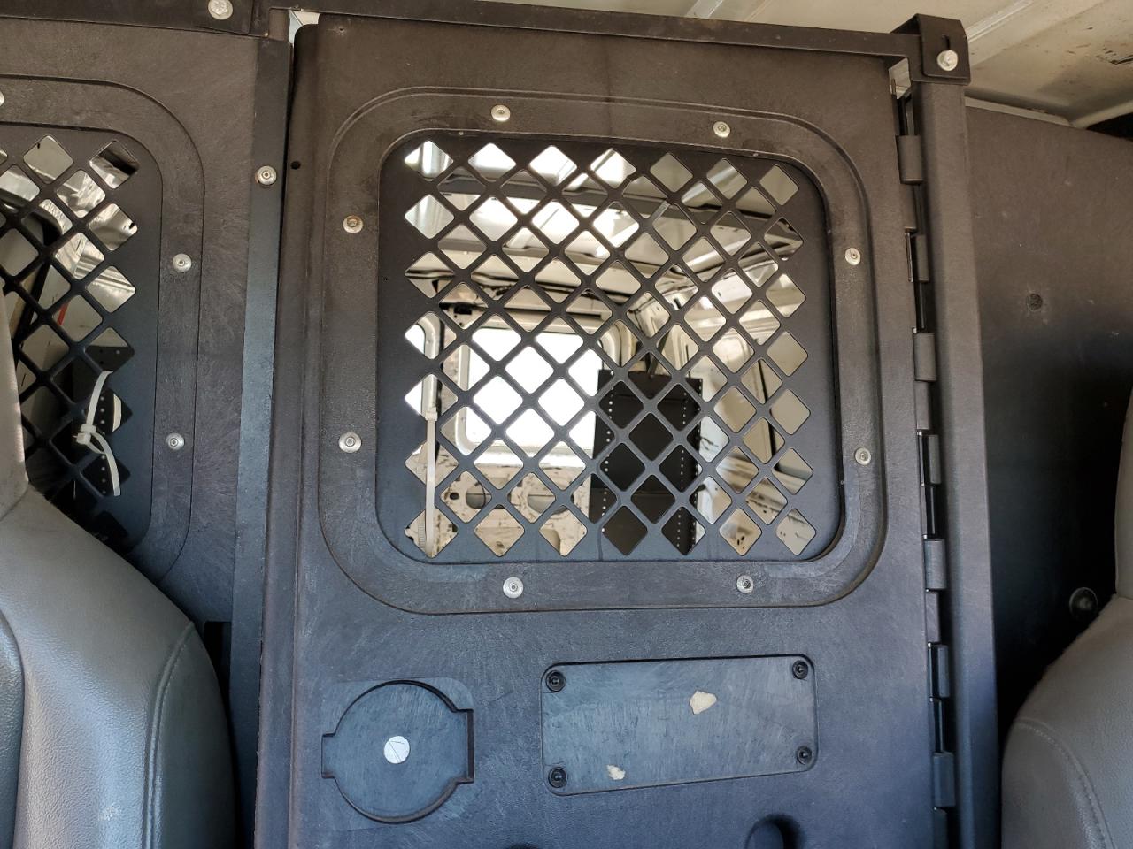 1FTNE24L79DA67370 2009 Ford Econoline E250 Van