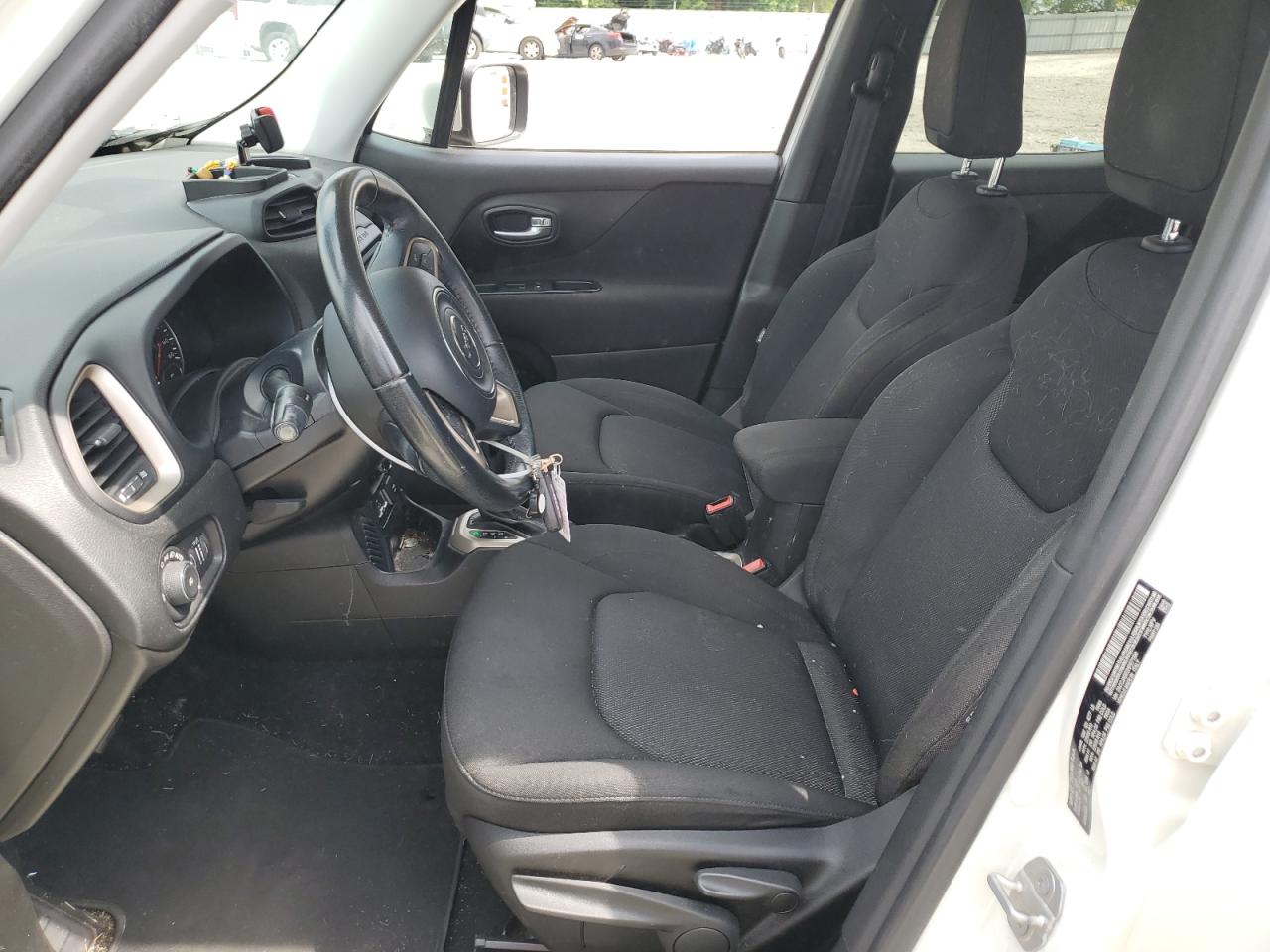 ZACCJABB2HPE71880 2017 Jeep Renegade Latitude