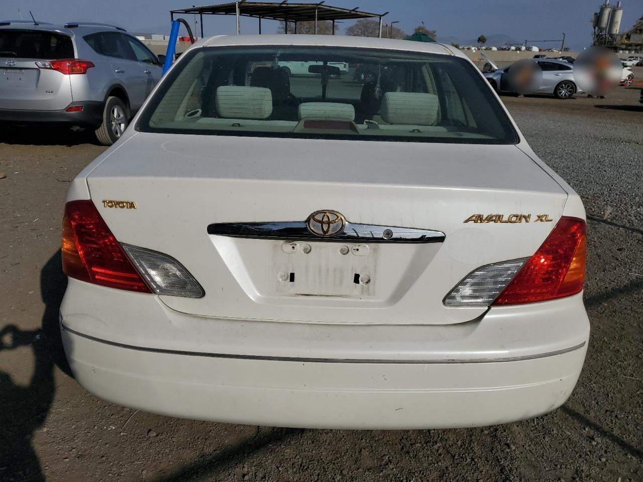 4T1BF28B8YU093021 2000 Toyota Avalon Xl