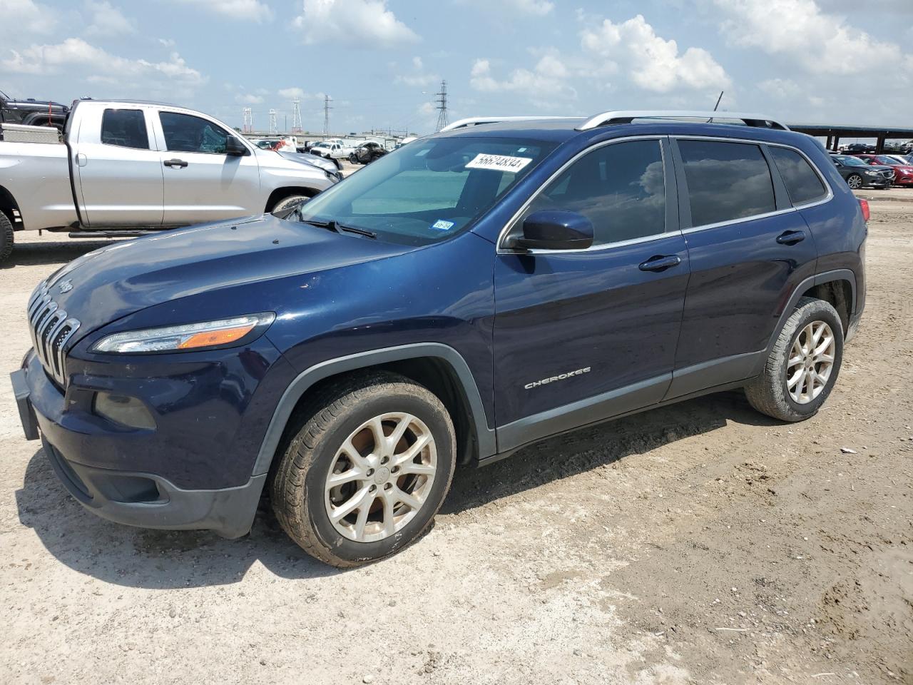 2015 Jeep Cherokee Latitude vin: 1C4PJLCS7FW658091