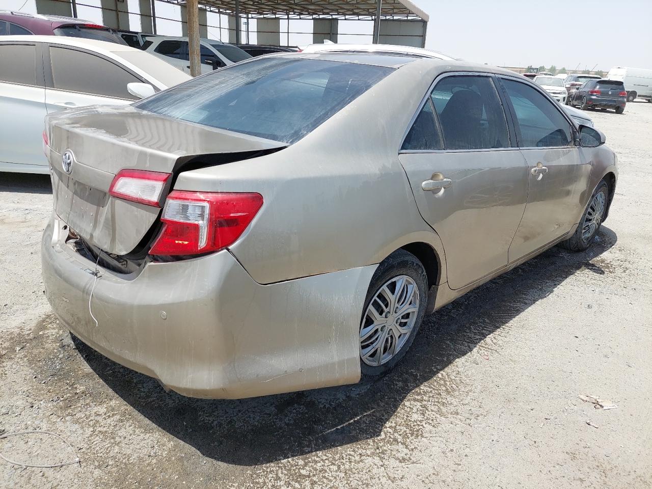 6T1BF9FK6DX432870 Auction: COPART UAE Lot: 53921774 Location: DUBAI INDUSTRIAL CITY - DUBAI 6T1BF9FK6DX432870 TOYOTA CAMRY 2013 BEIGE Photo 4
