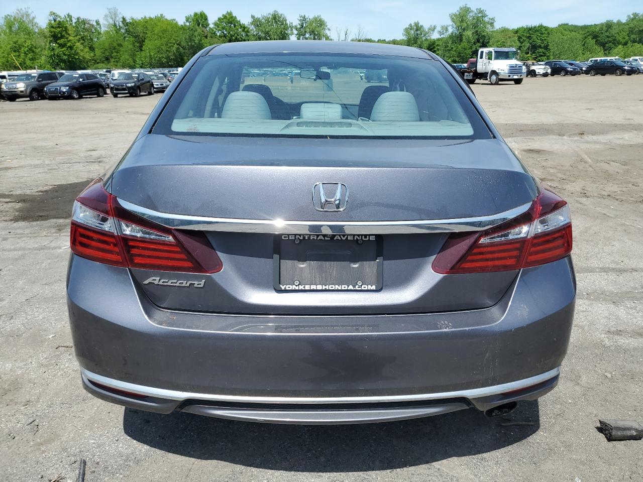 1HGCR2F35HA195553 2017 Honda Accord Lx