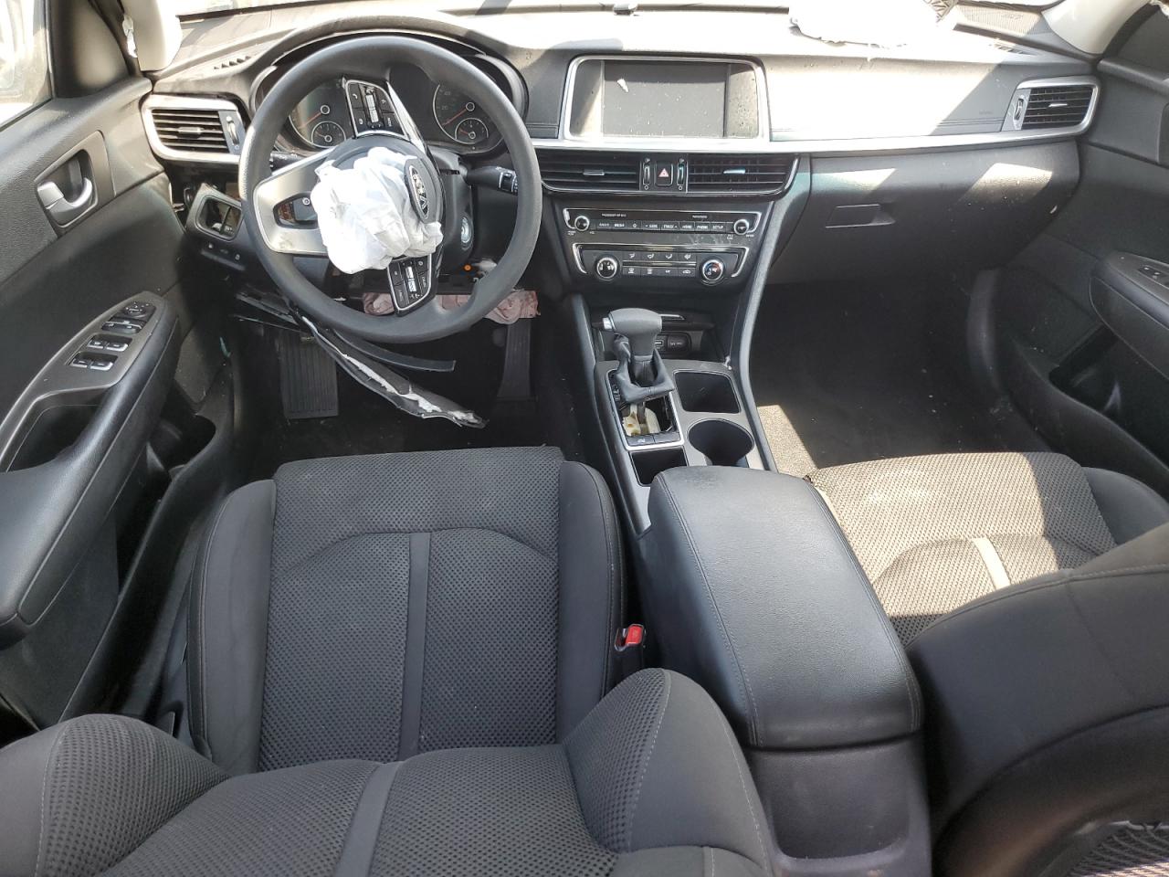 5XXGT4L3XKG301878 2019 Kia Optima Lx