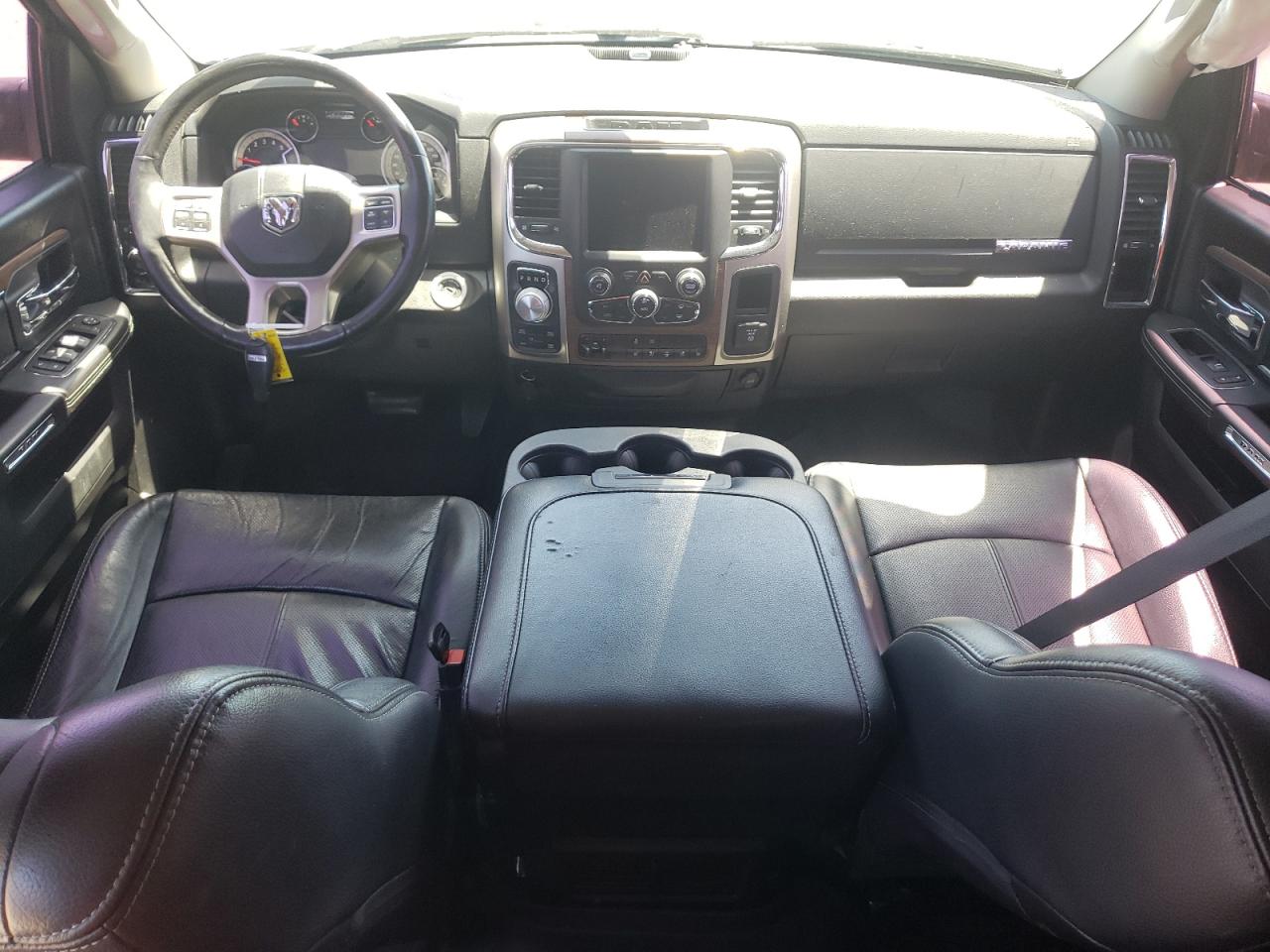 1C6RR7NM7JS353205 2018 Ram 1500 Laramie