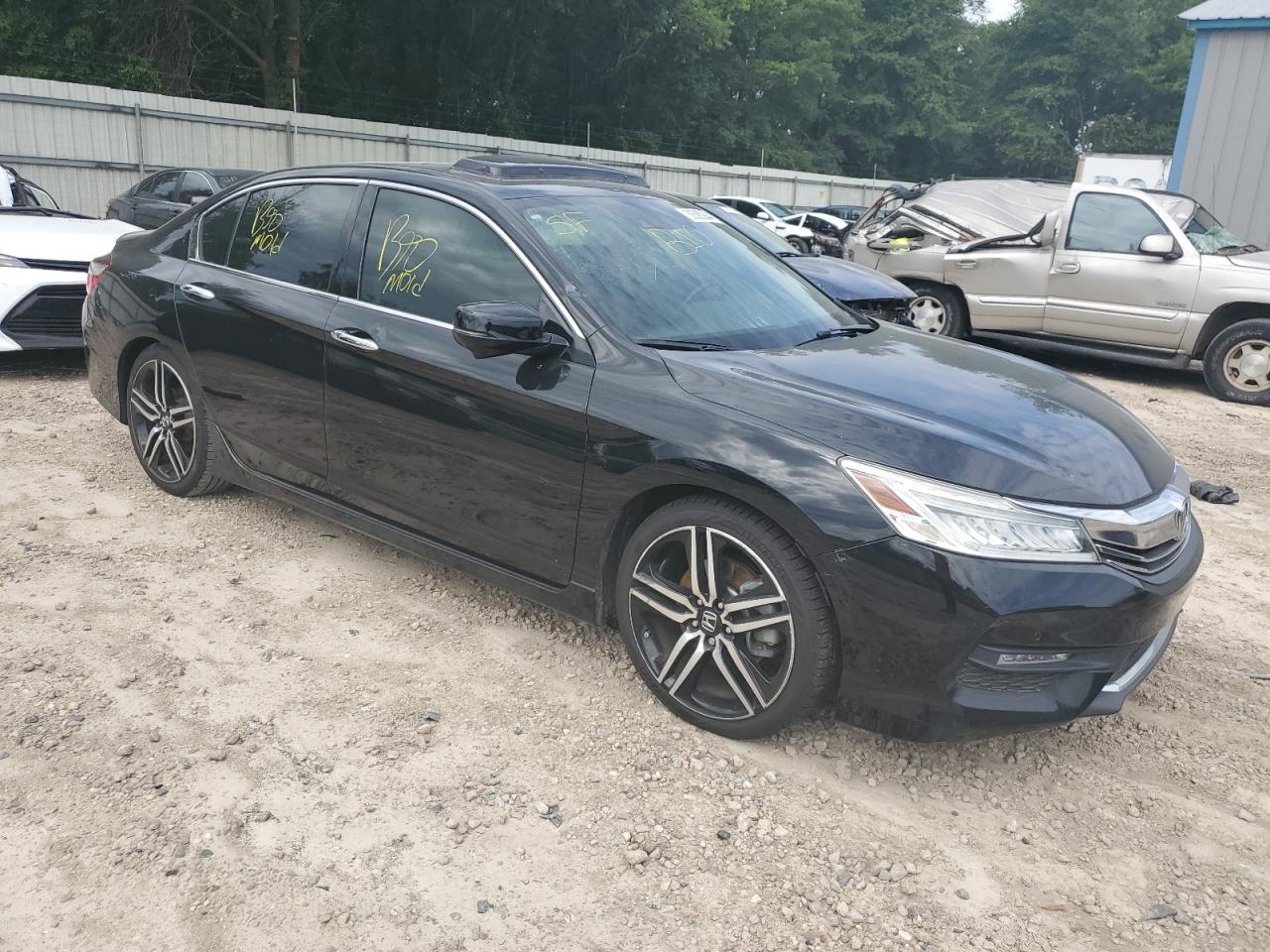 2017 Honda Accord Touring vin: 1HGCR3F92HA014726