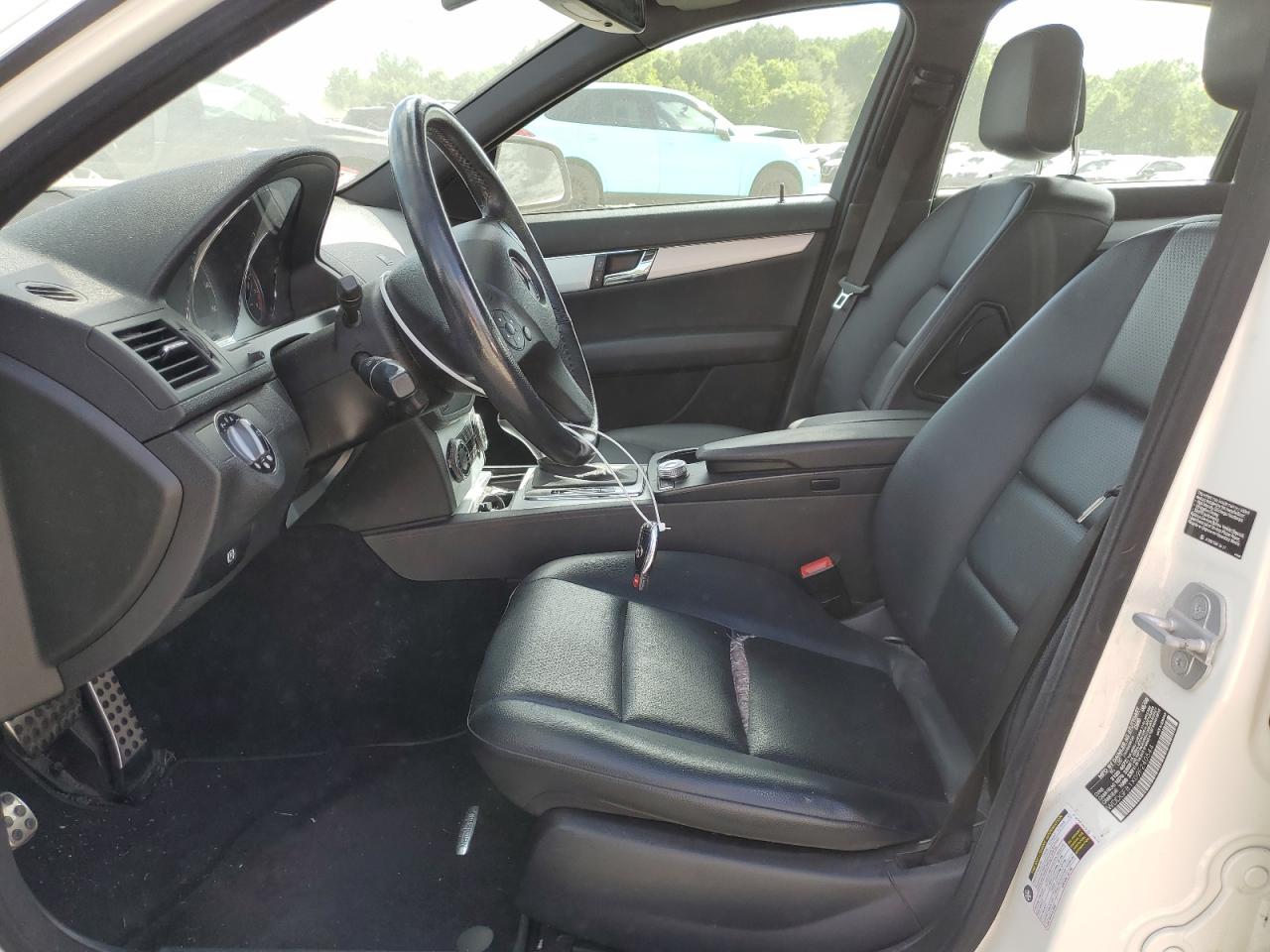 WDDGF81X09F240544 2009 Mercedes-Benz C 300 4Matic