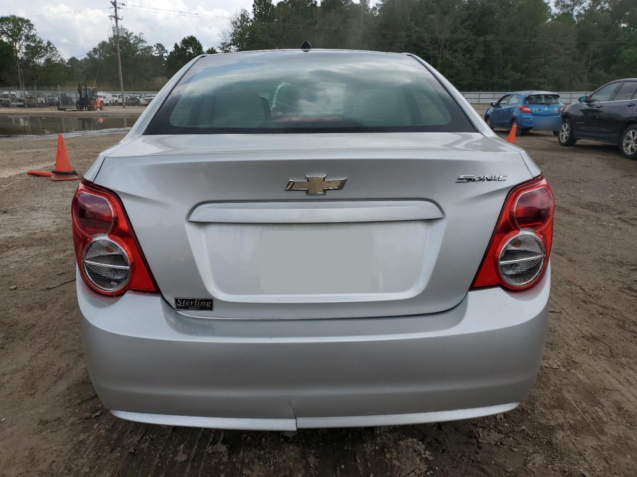 1G1JA5SH1E4231323 2014 Chevrolet Sonic Ls