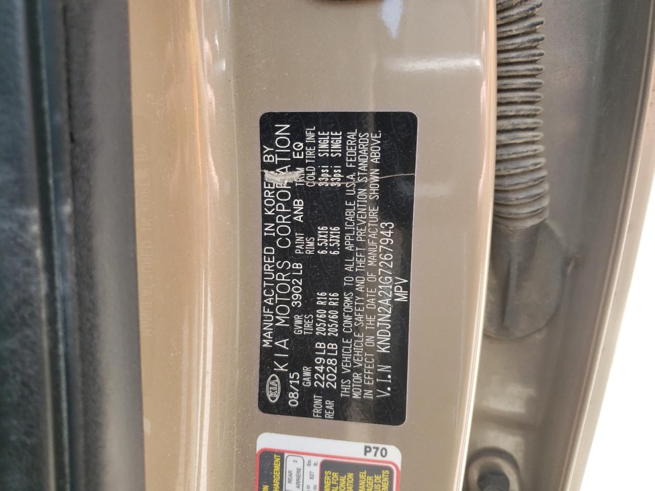 KNDJN2A21G7267943 2016 Kia Soul