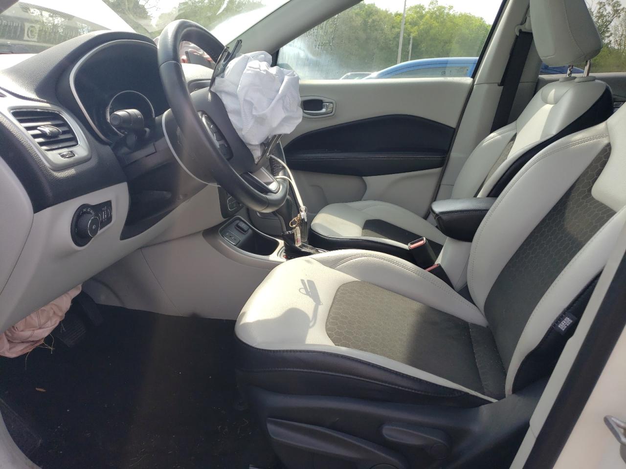 3C4NJCBB4JT466103 2018 Jeep Compass Latitude