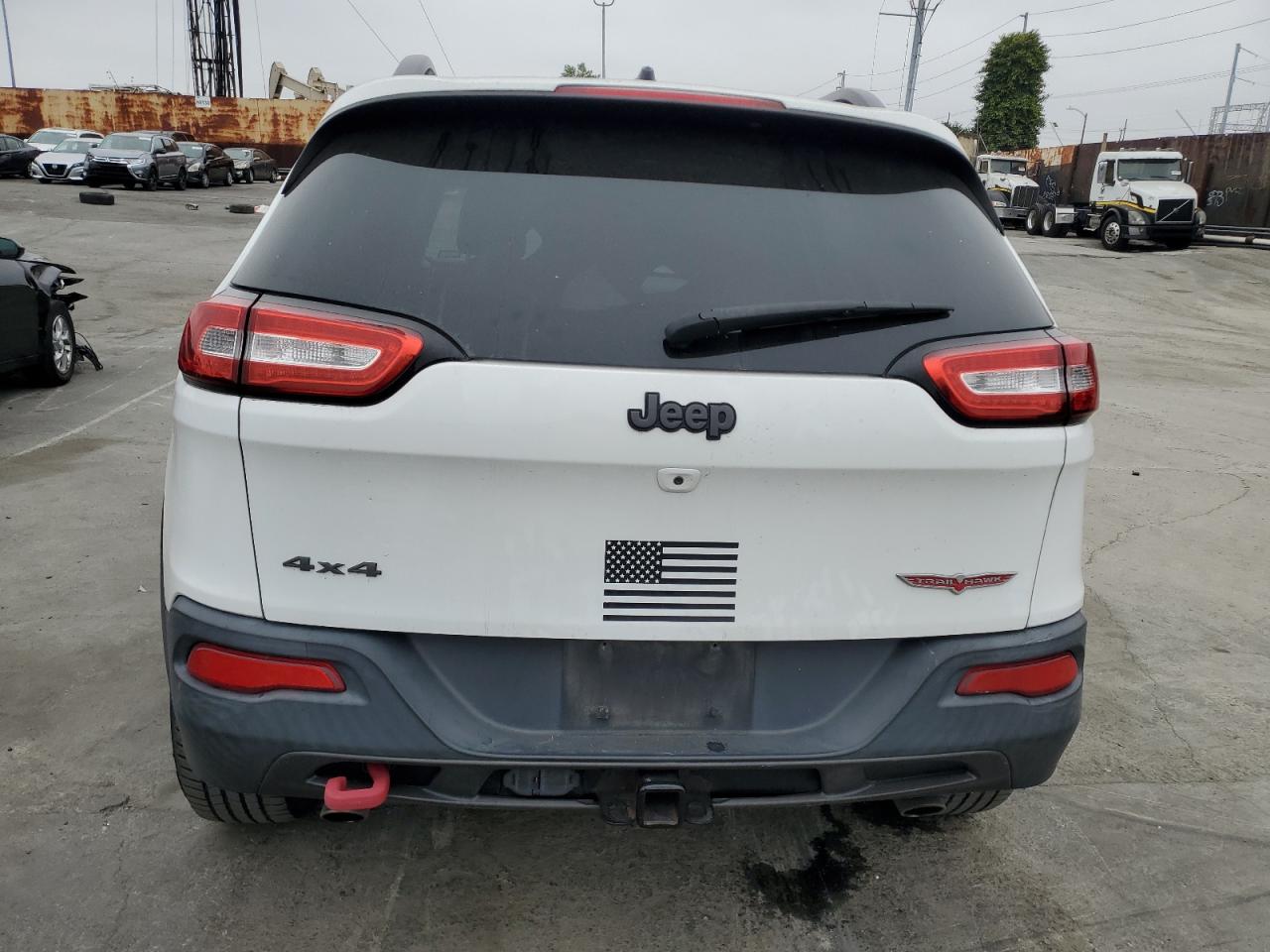 1C4PJMBSXFW758483 2015 Jeep Cherokee Trailhawk