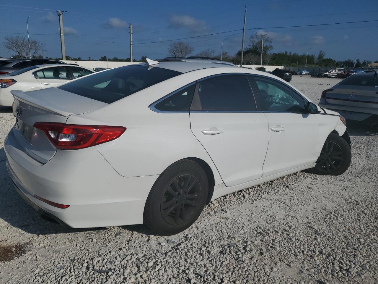 5NPE24AF0GH387592 2016 Hyundai Sonata Se