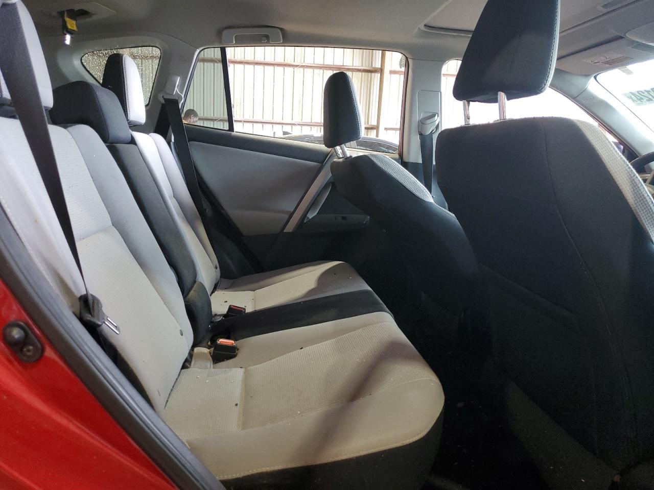 2T3WFREV4HW351597 2017 Toyota Rav4 Xle