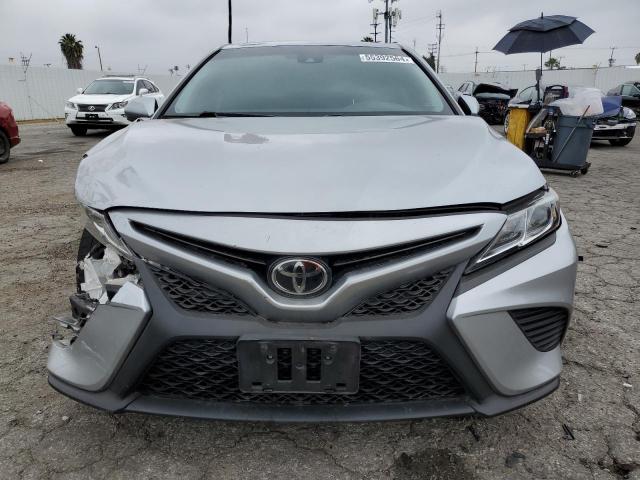 2018 Toyota Camry L VIN: 4T1B11HK7JU078654 Lot: 55392564