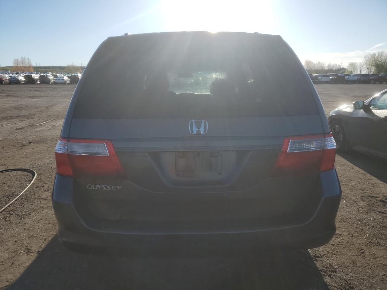 5FNRL38476B502425 2006 Honda Odyssey Ex