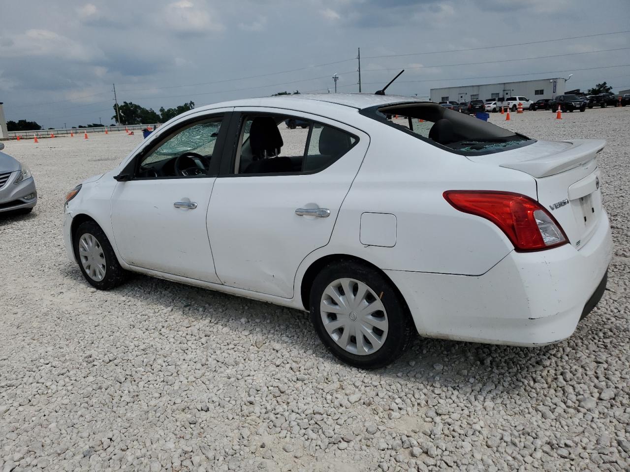 3N1CN7AP4JK397583 2018 Nissan Versa S