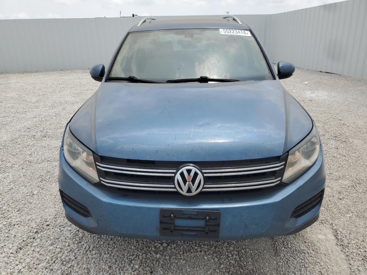 WVGRV7AX8HK014124 2017 Volkswagen Tiguan Wolfsburg