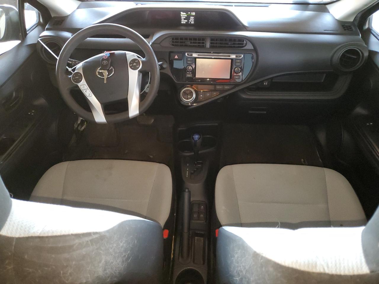 JTDKDTB32G1139816 2016 Toyota Prius C