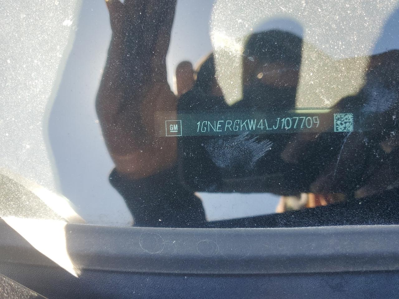 1GNERGKW4LJ107709 2020 Chevrolet Traverse Lt