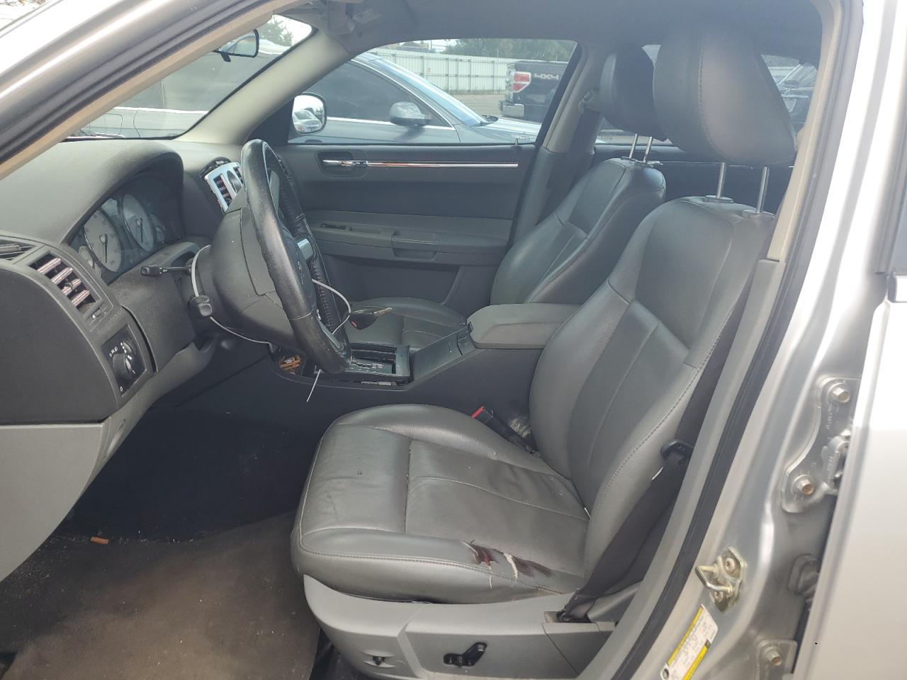 2C3JA53G05H684840 2005 Chrysler 300 Touring