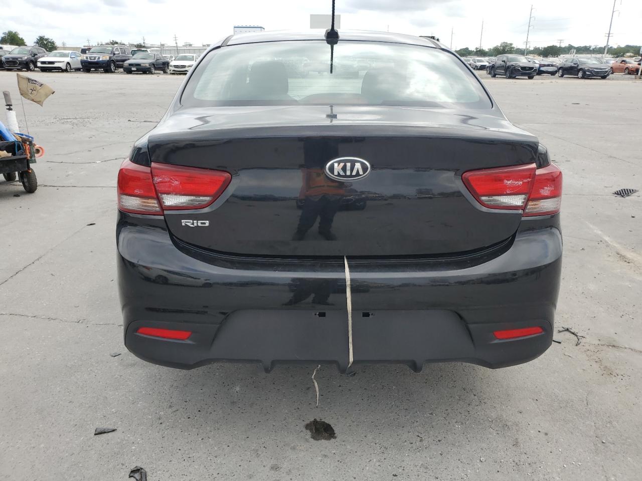 3KPA24AB7JE080315 2018 Kia Rio Lx