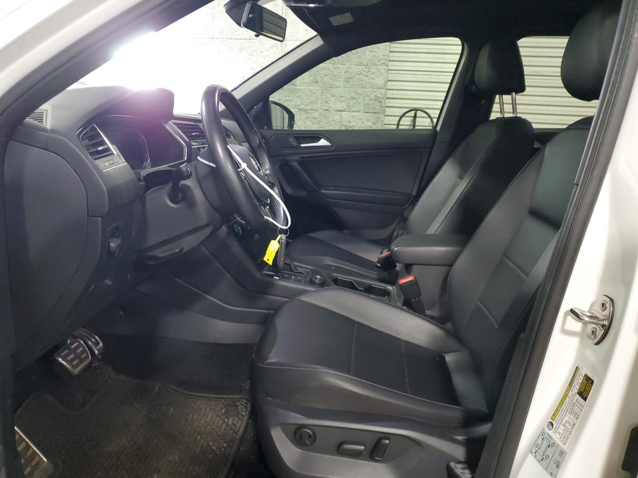 3VV2B7AX1KM101931 2019 Volkswagen Tiguan Se