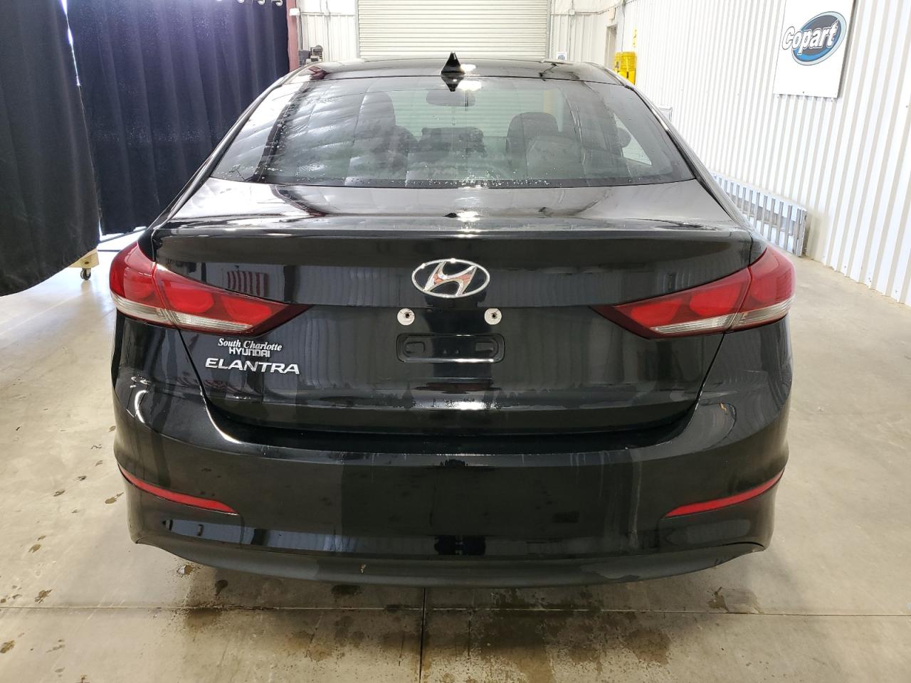 2018 Hyundai Elantra Sel vin: KMHD84LF5JU610659