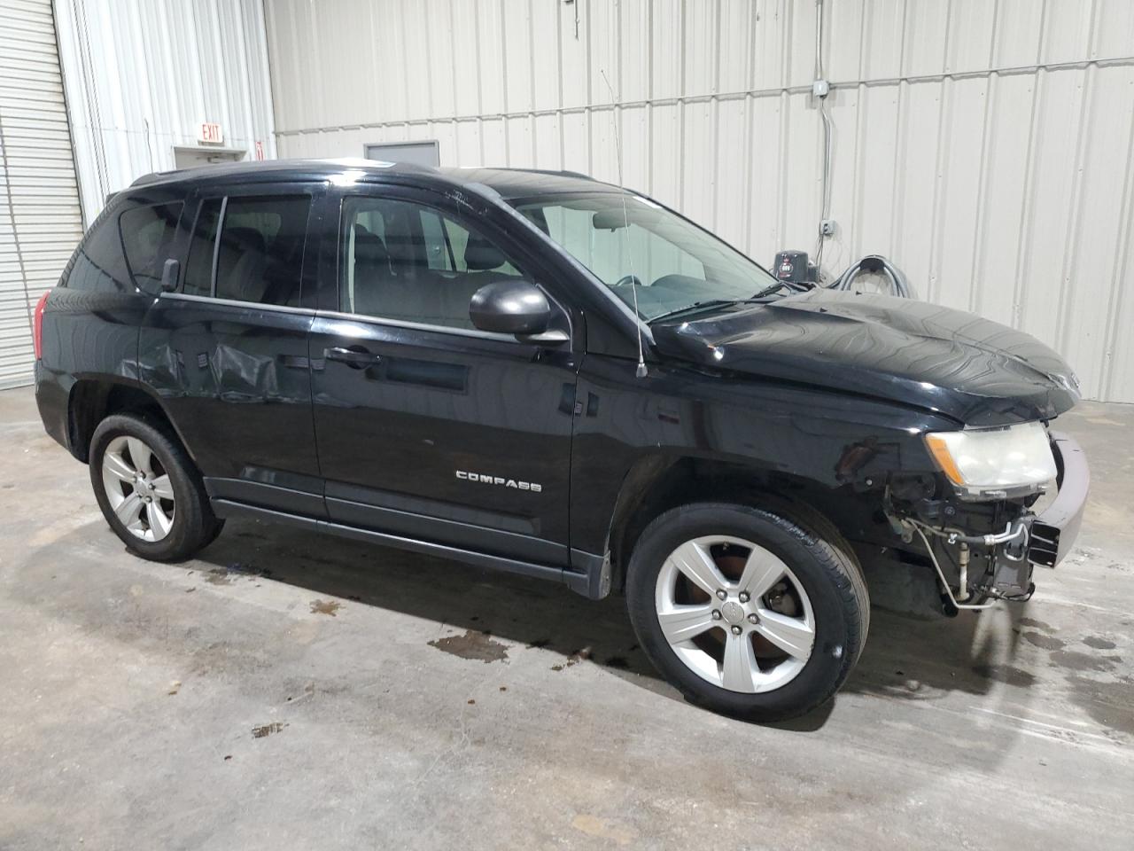 1C4NJCEB1CD707085 2012 Jeep Compass Latitude