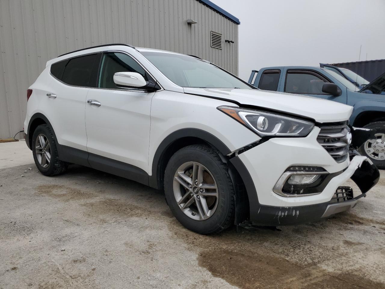 2017 Hyundai Santa Fe Sport vin: 5XYZUDLB4HG418390