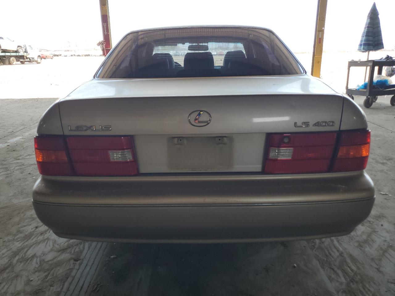 JT8BH28F5W0118817 1998 Lexus Ls 400