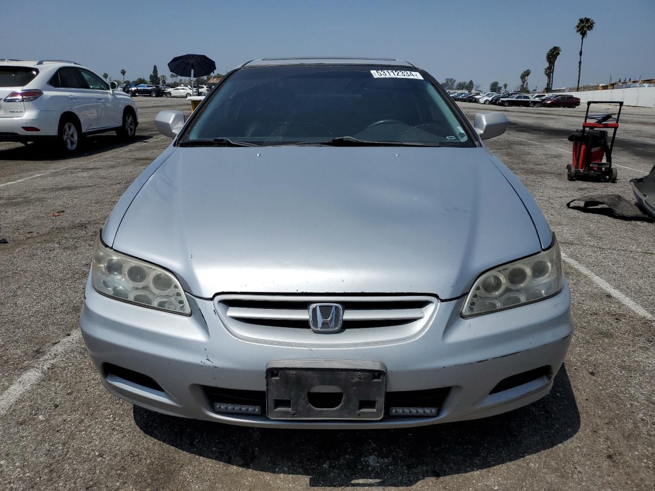 1HGCG2252YA005883 2000 Honda Accord Ex