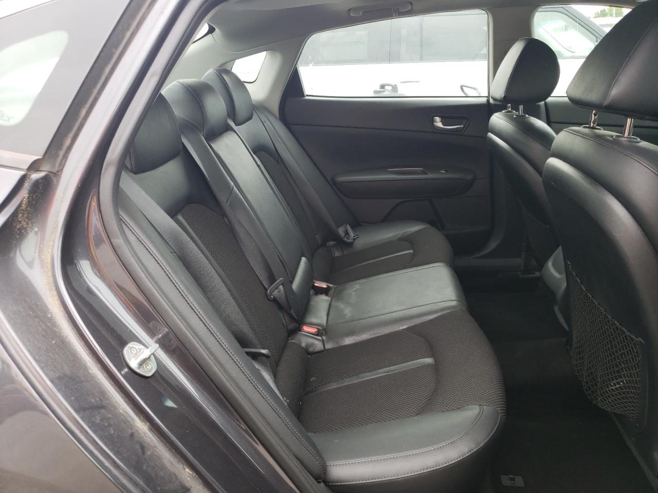 5XXGT4L30KG320780 2019 Kia Optima Lx