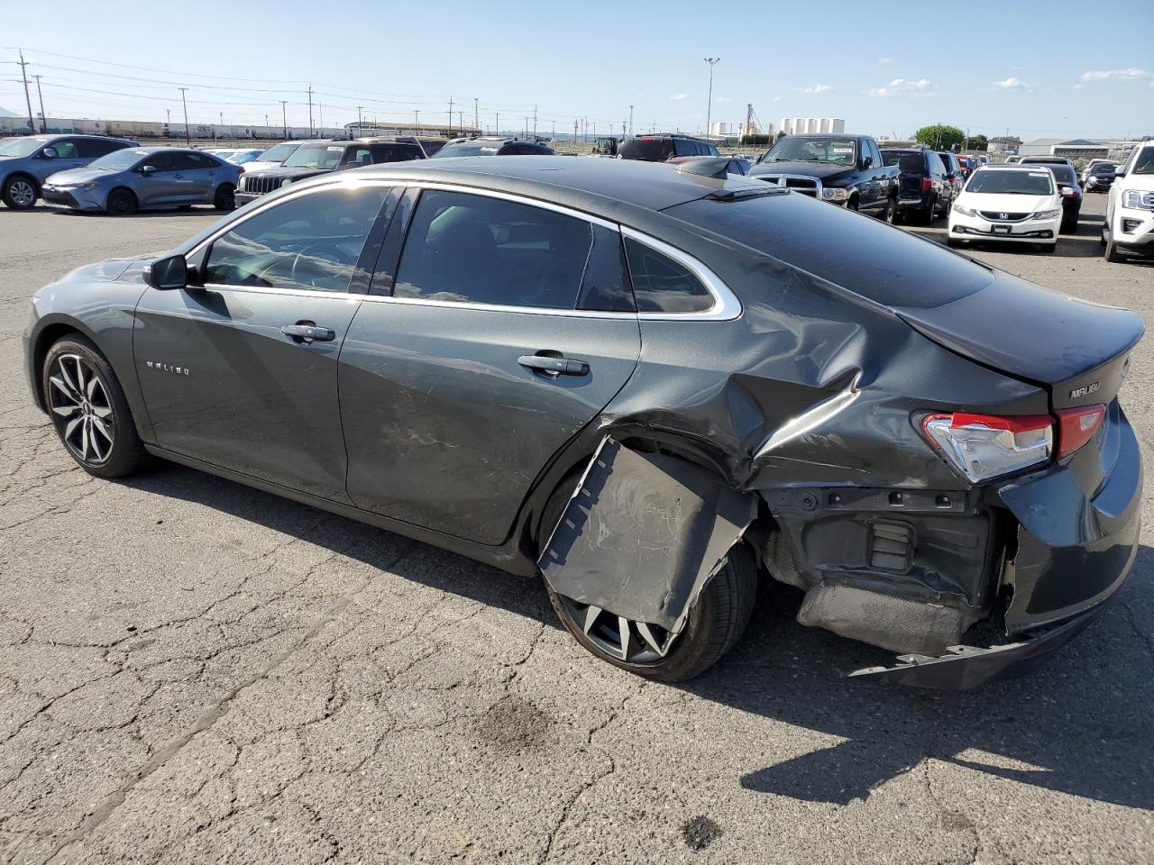 1G1ZD5ST8JF202317 2018 Chevrolet Malibu Lt