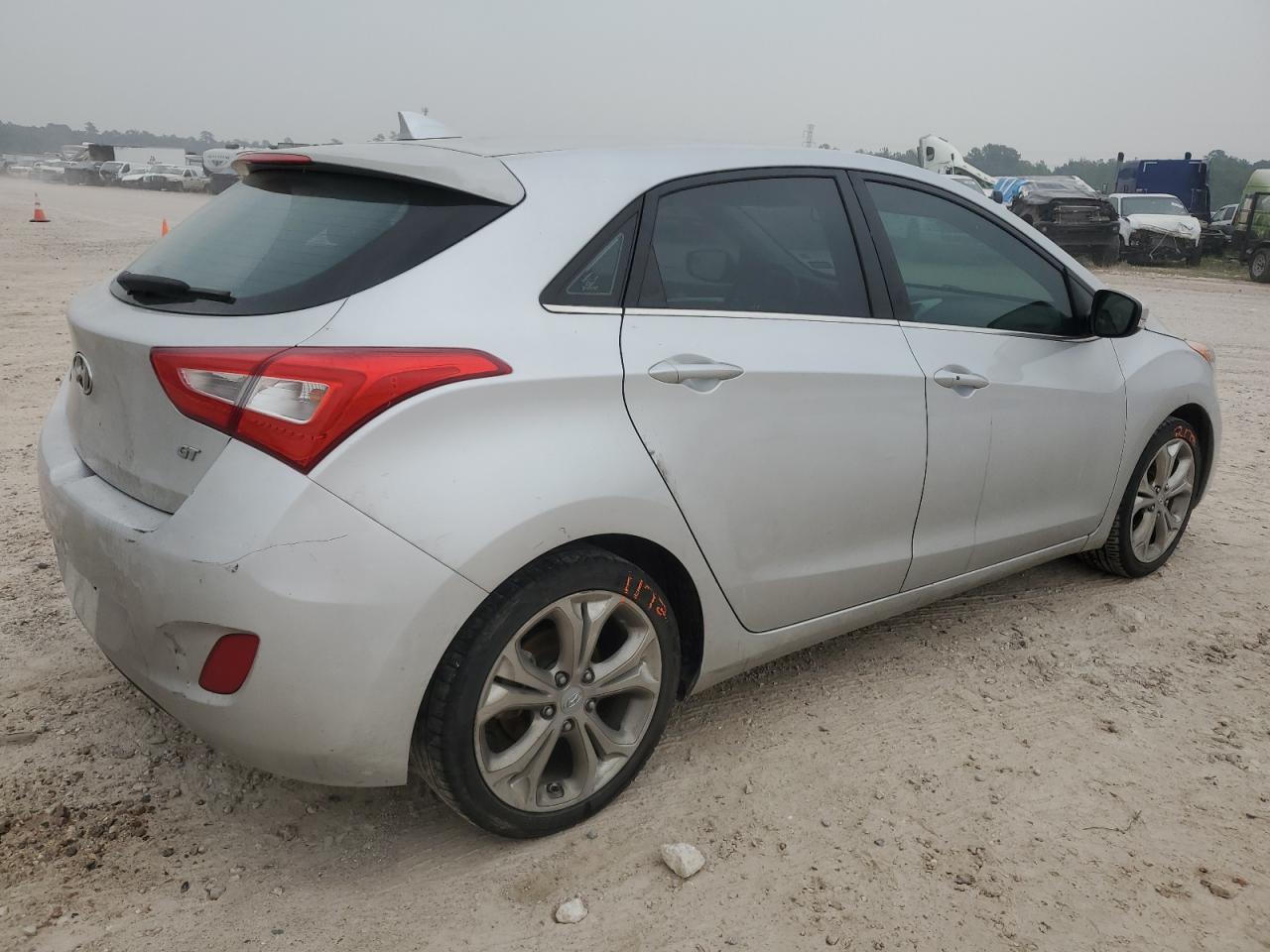 2014 Hyundai Elantra Gt vin: KMHD35LH7EU220867