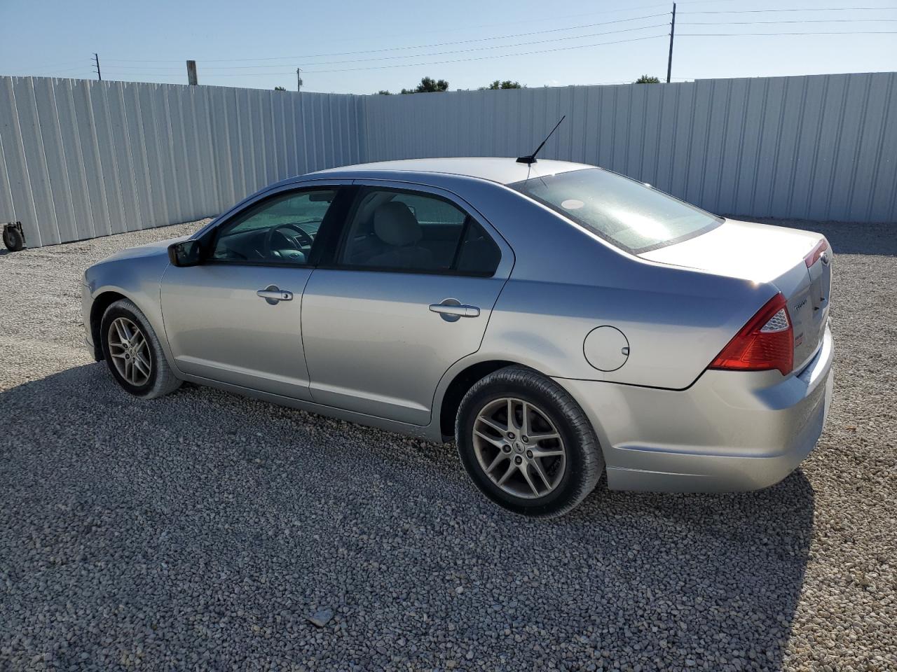 3FAHP0GAXBR126078 2011 Ford Fusion S