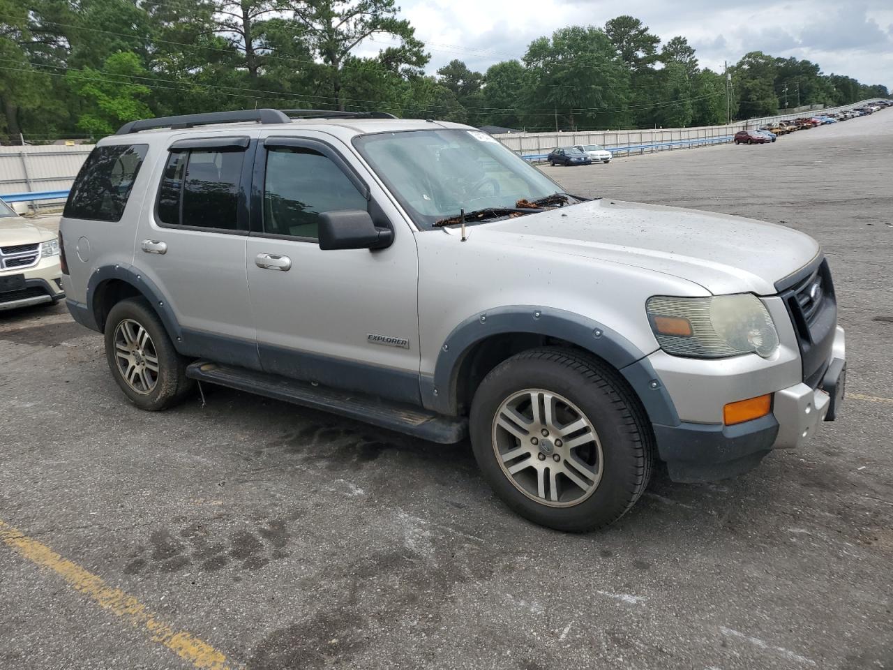 1FMEU63E17UB22580 2007 Ford Explorer Xlt