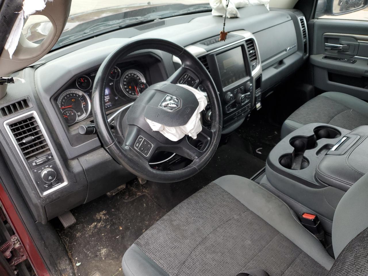 3C6RR7LT4GG184335 2016 Ram 1500 Slt