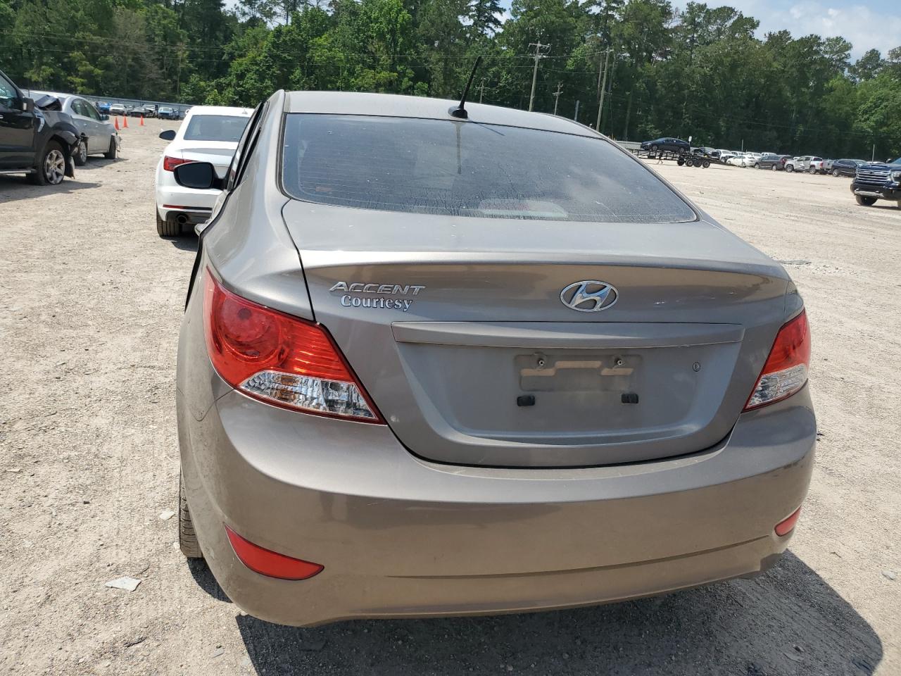 KMHCU4AE9CU238585 2012 Hyundai Accent Gls