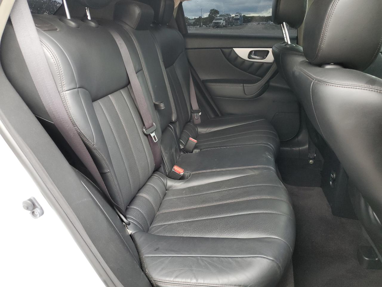 JN8CS1MW1HM414571 2017 Infiniti Qx70