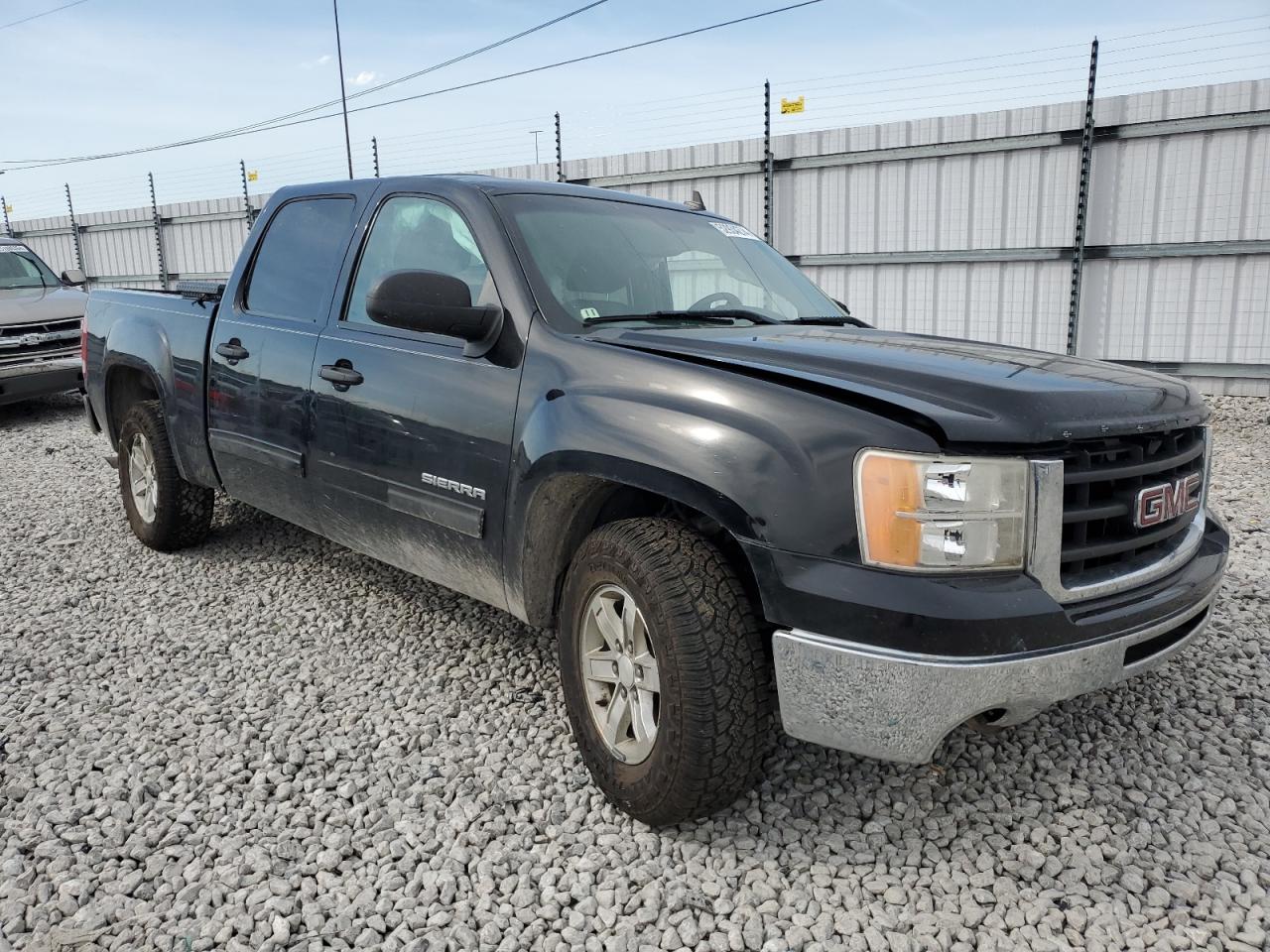 3GTP1VE03BG237498 2011 GMC Sierra C1500 Sle