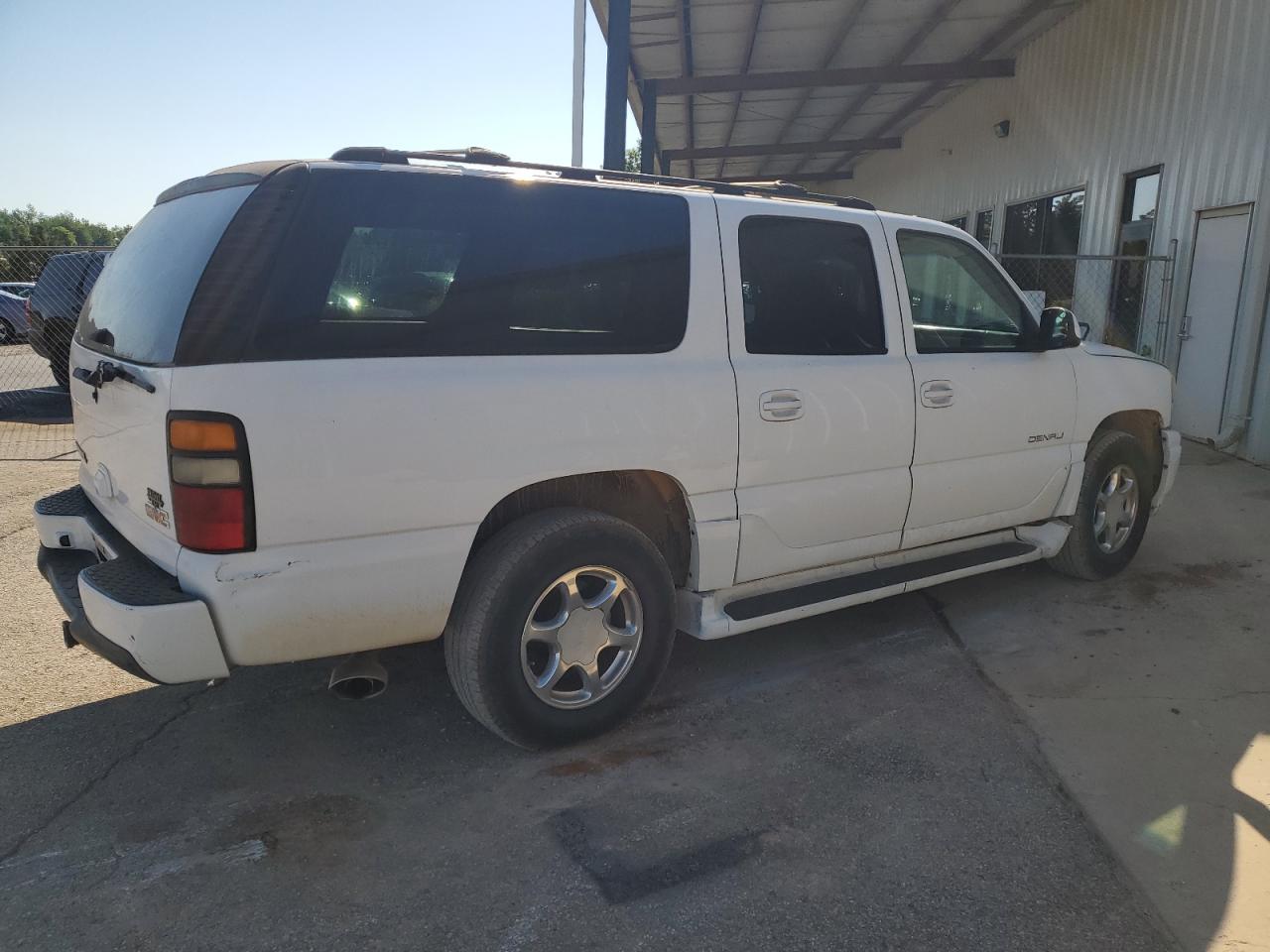 1GKFK66UX4J238475 2004 GMC Yukon Xl Denali