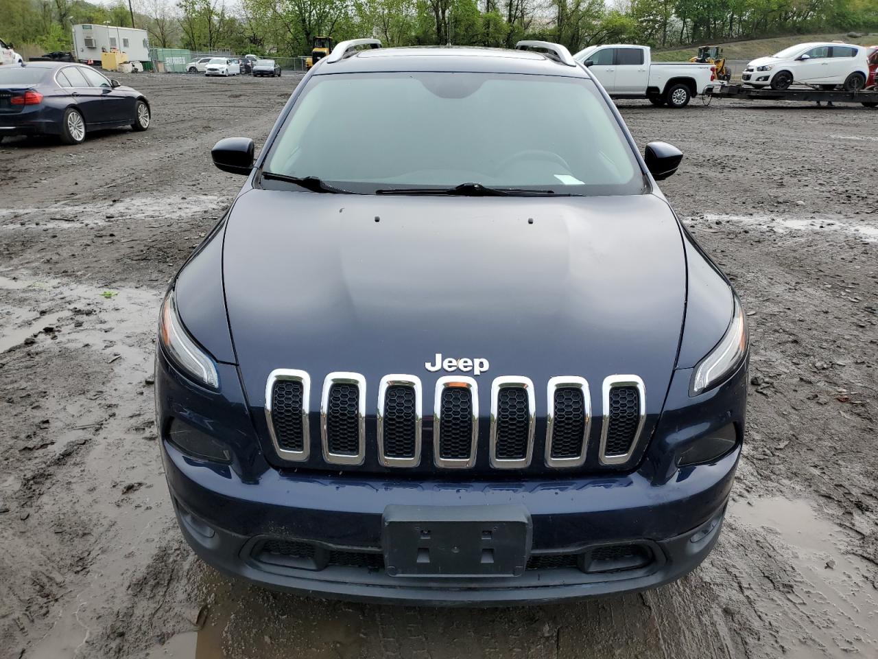 2014 Jeep Cherokee Latitude vin: 1C4PJMCS6EW226533