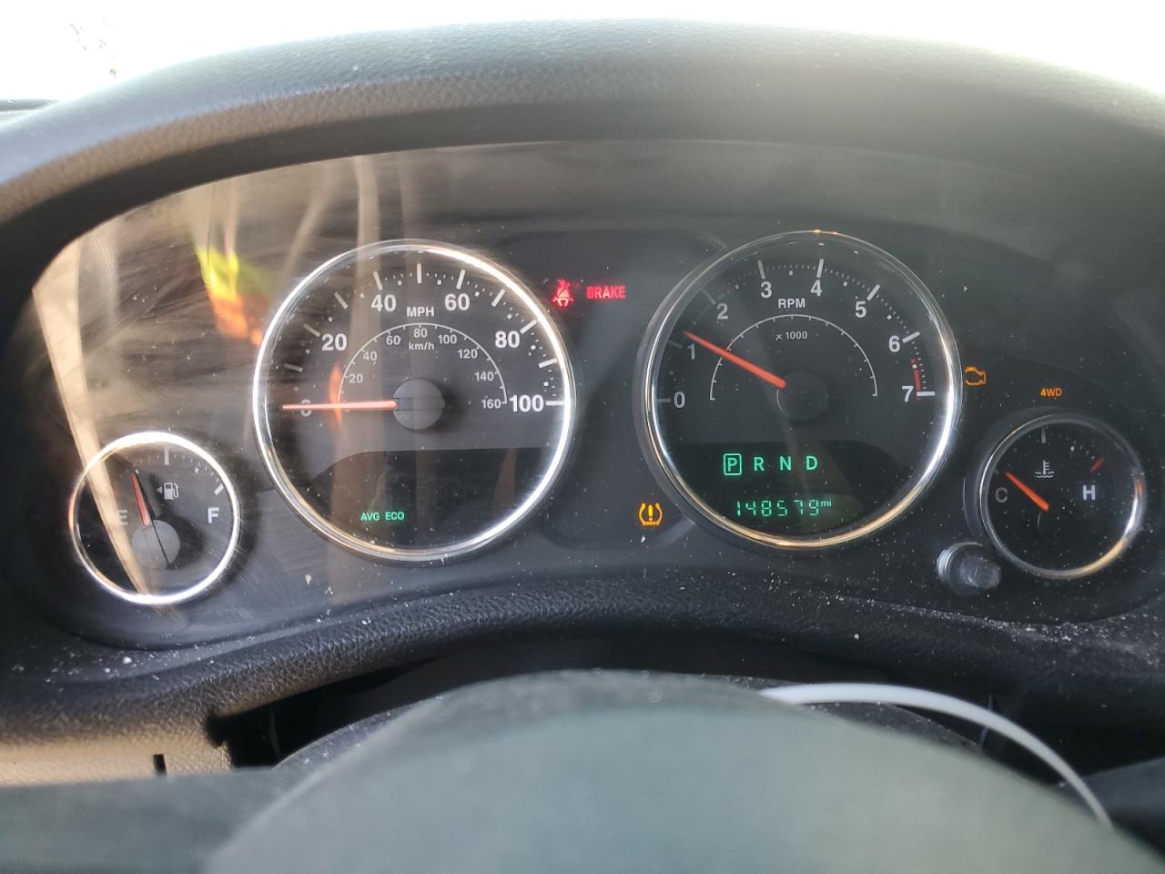 1C4AJWAG1FL595173 2015 Jeep Wrangler Sport