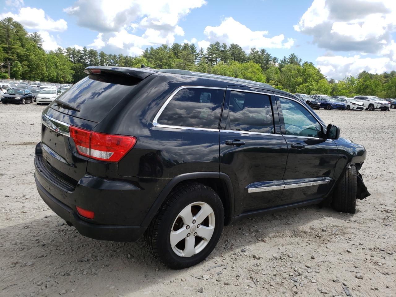 1C4RJFAG2CC140217 2012 Jeep Grand Cherokee Laredo